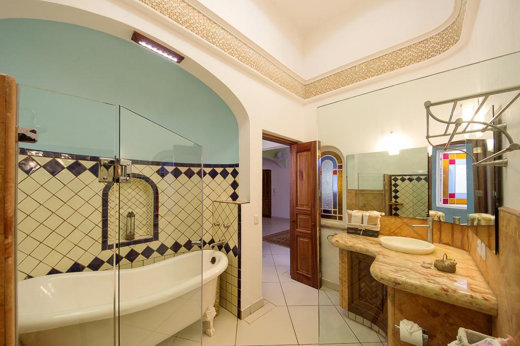 Mboutique Hotel Саюлита Стая снимка